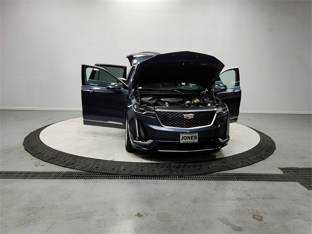 Used 2020 Cadillac XT6 Premium Luxury image 10