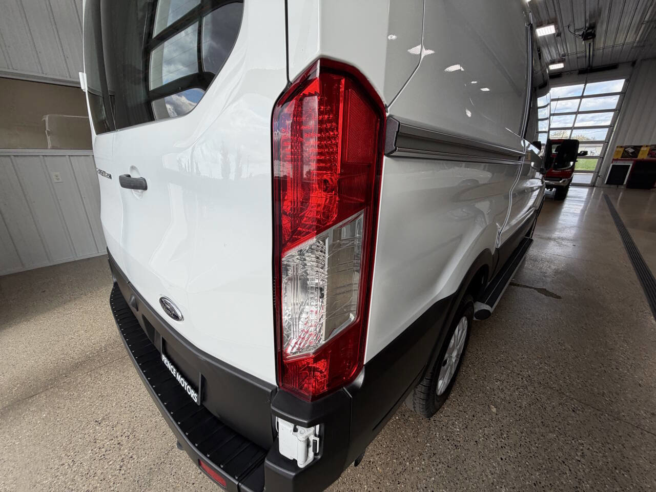 Used 2024 Ford Transit 250 Low Roof w/ Exterior Upgrade Package image 30
