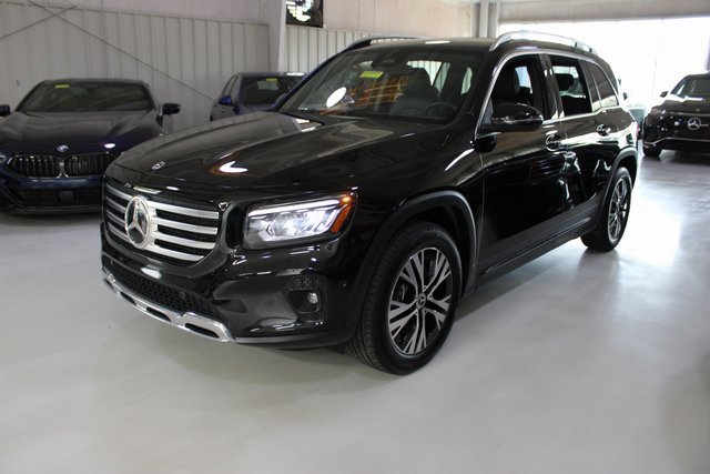 Used 2024 Mercedes-Benz GLB 250 4MATIC w/ Exclusive Package image 41