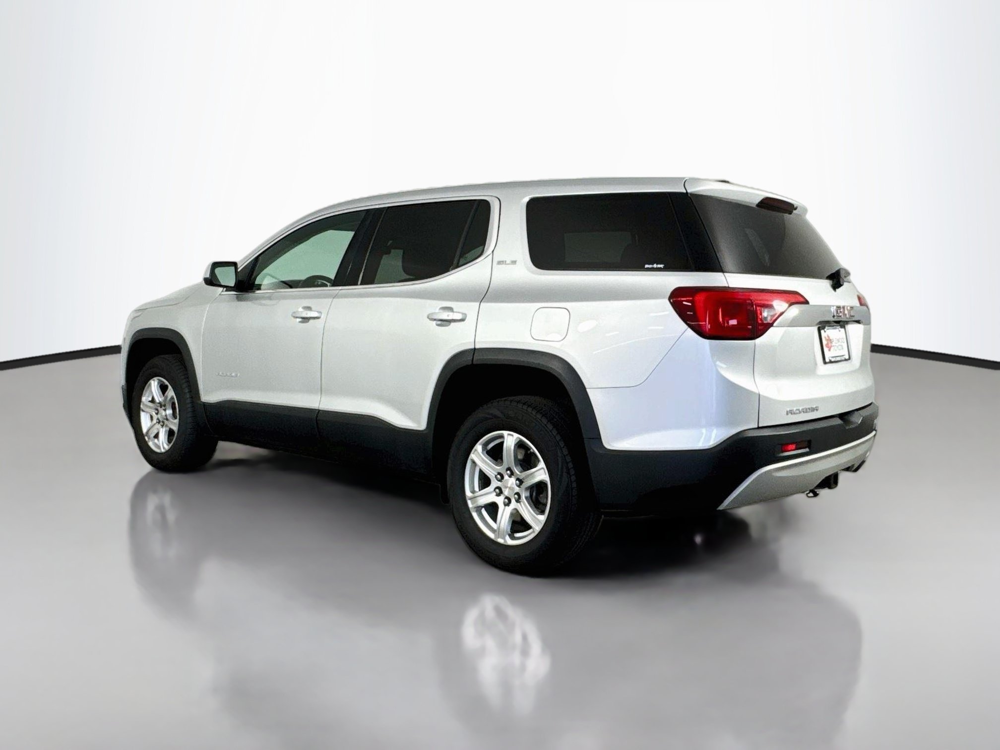 Used 2017 GMC Acadia SLE FWD image 5