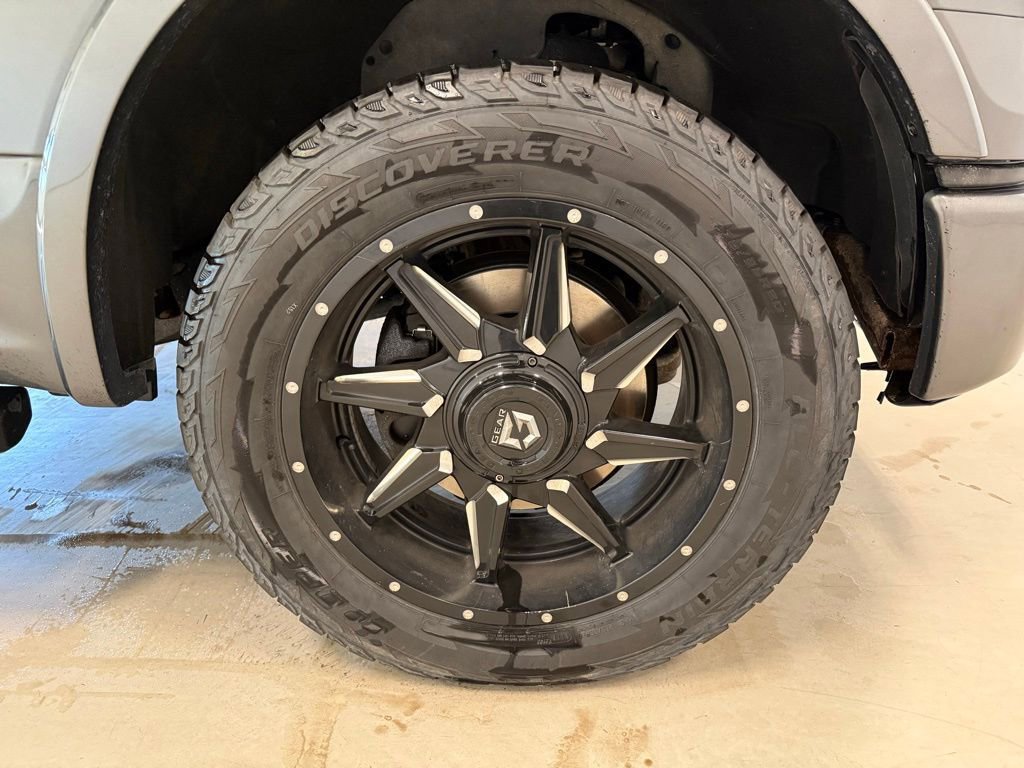 Used 2016 Ford F150 Lariat w/ Equipment Group 502A Luxury image 12