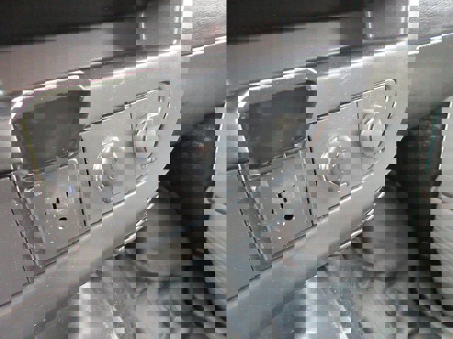 Used 2017 Chevrolet Express 3500 image 46