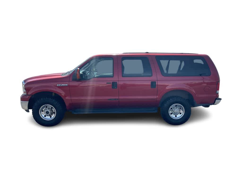Used 2005 Ford Excursion XLT image 4
