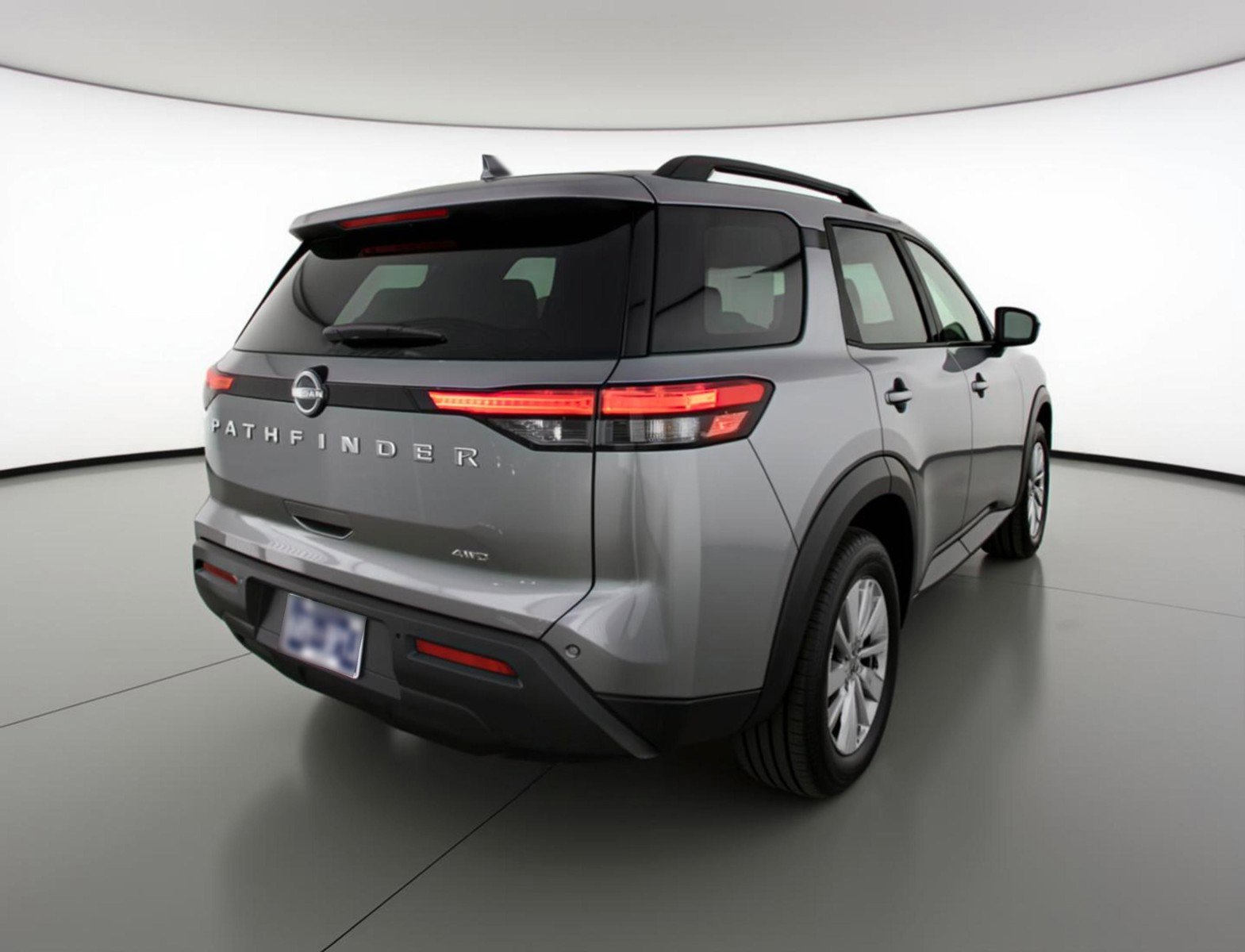 Used 2025 Nissan Pathfinder SV AWD/4WD image 9