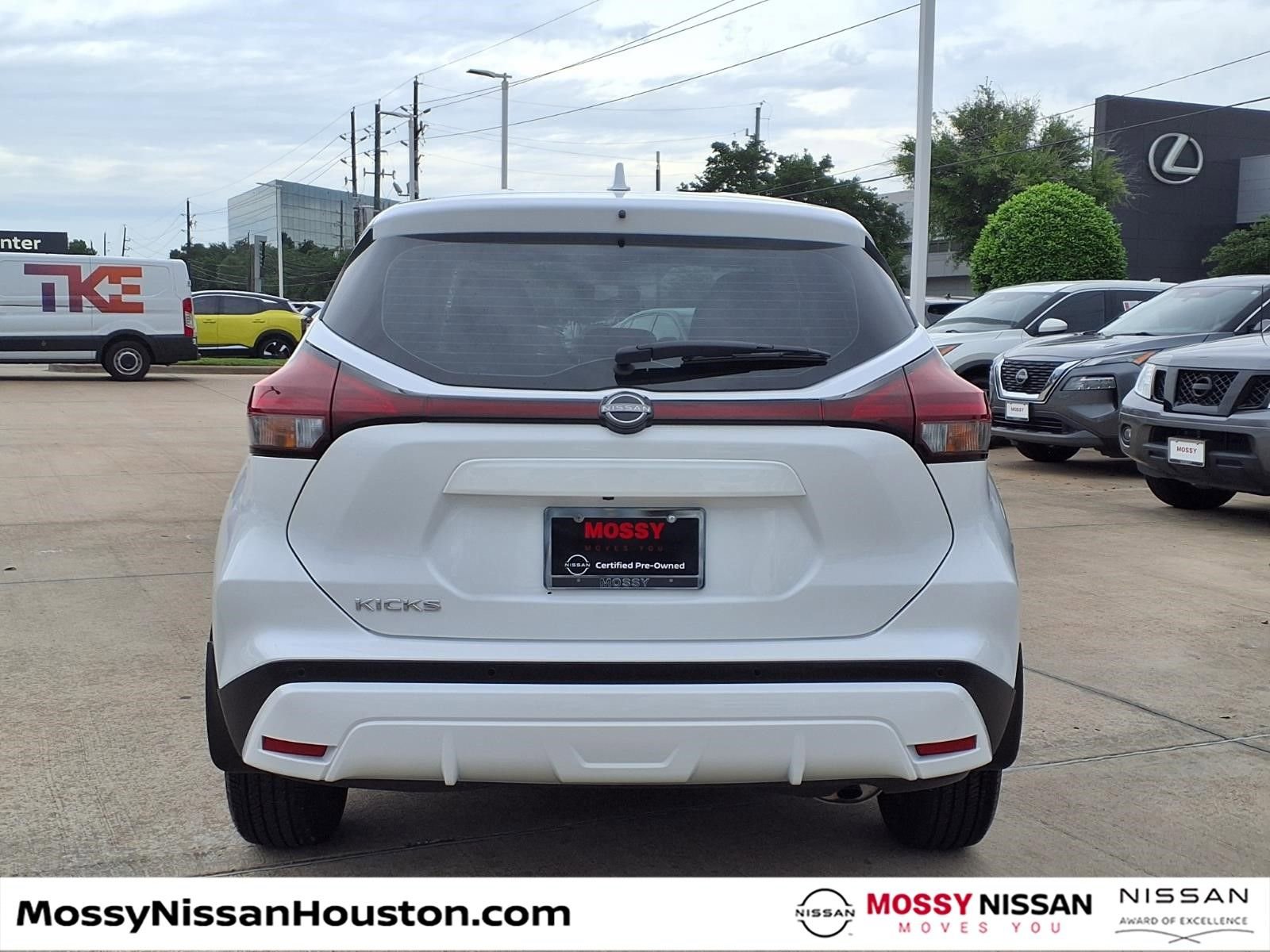 Used 2024 Nissan Kicks S image 6