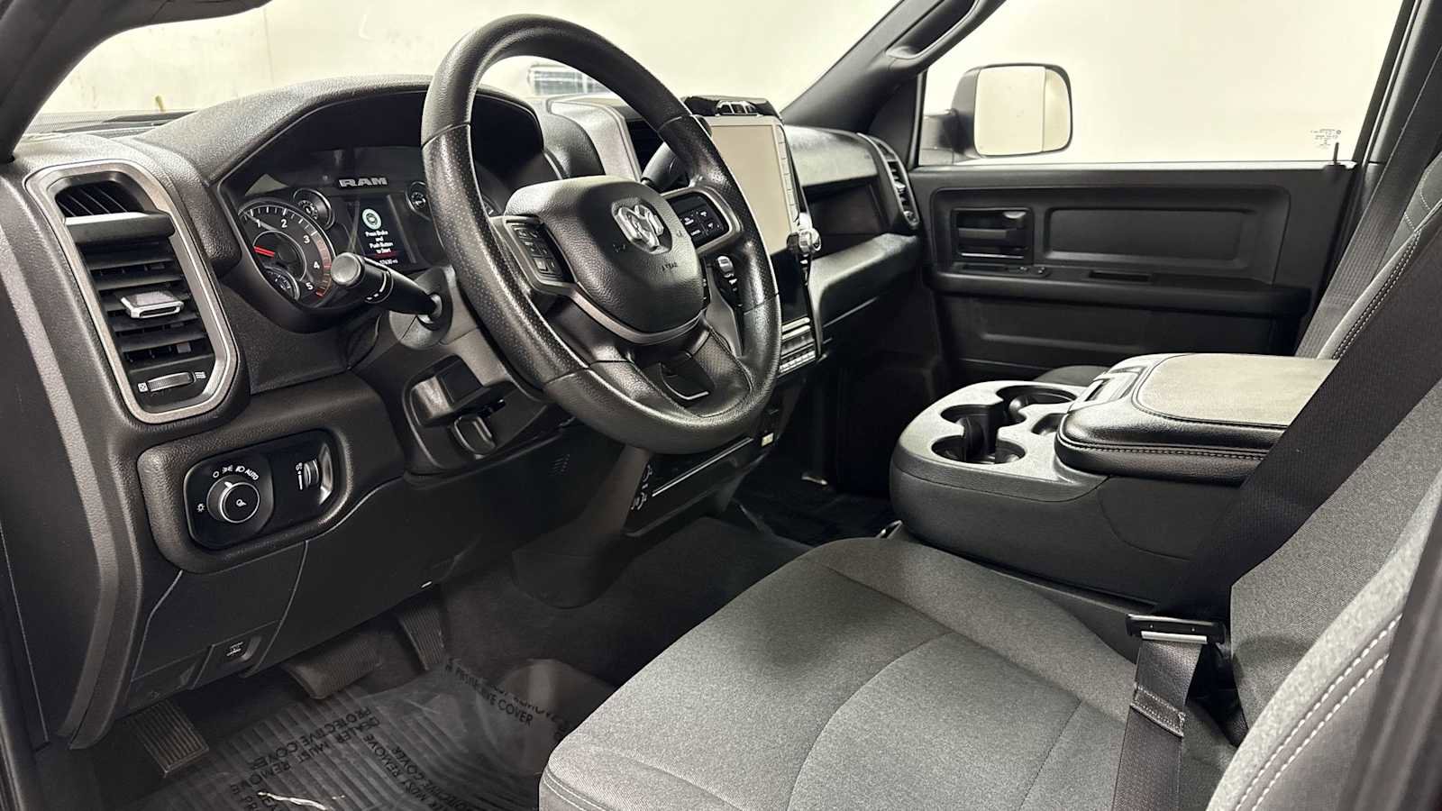 Used 2022 RAM 2500 Tradesman image 12