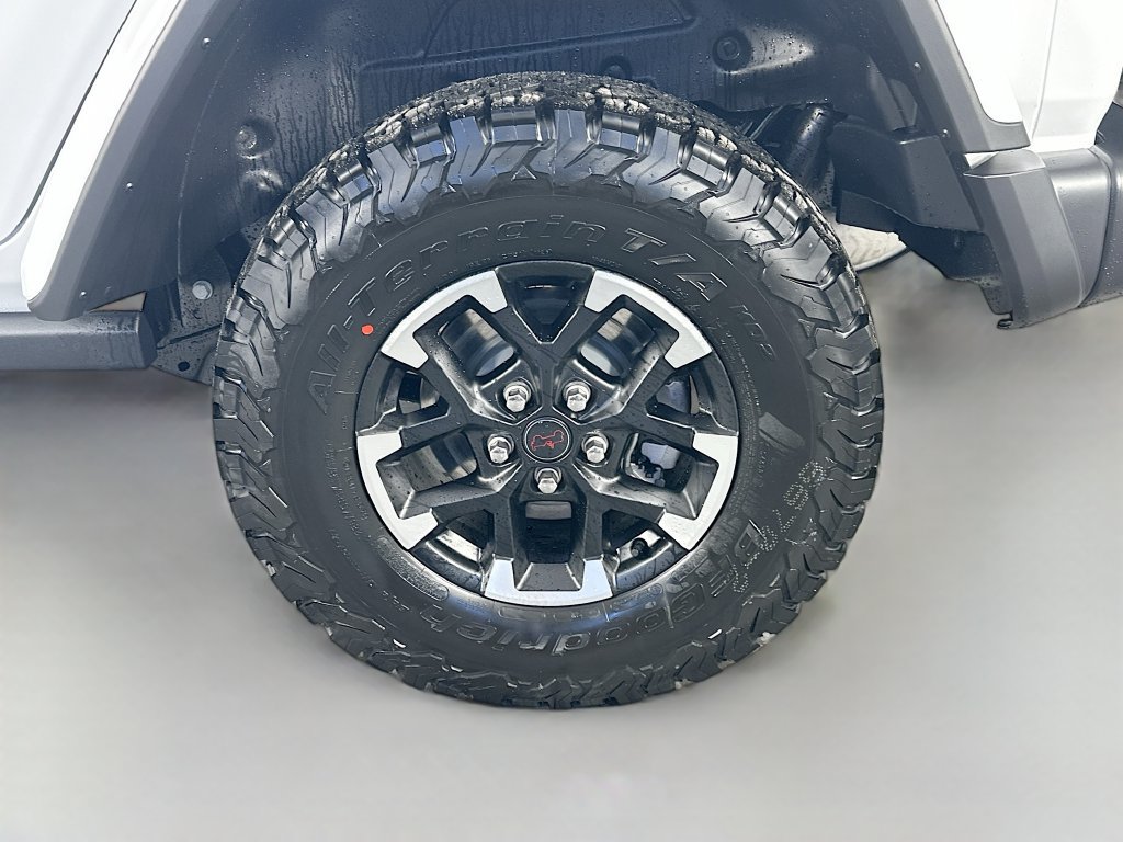 New 2026 Jeep Wrangler Unlimited Rubicon AWD/4WD image 17