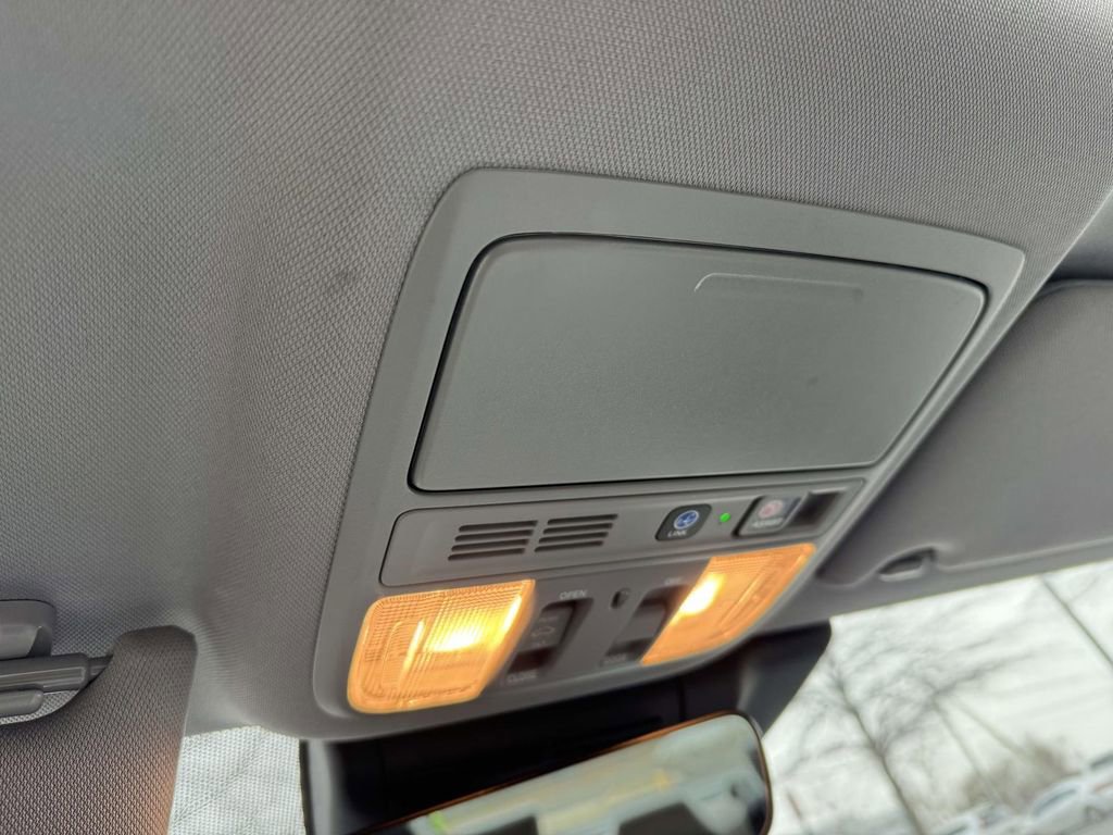 Used 2018 Honda Accord Touring image 26