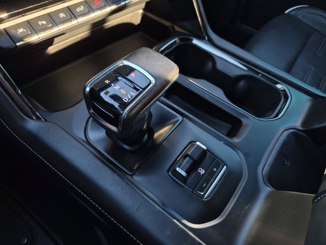 Used 2022 GMC Sierra 1500 AT4X image 31