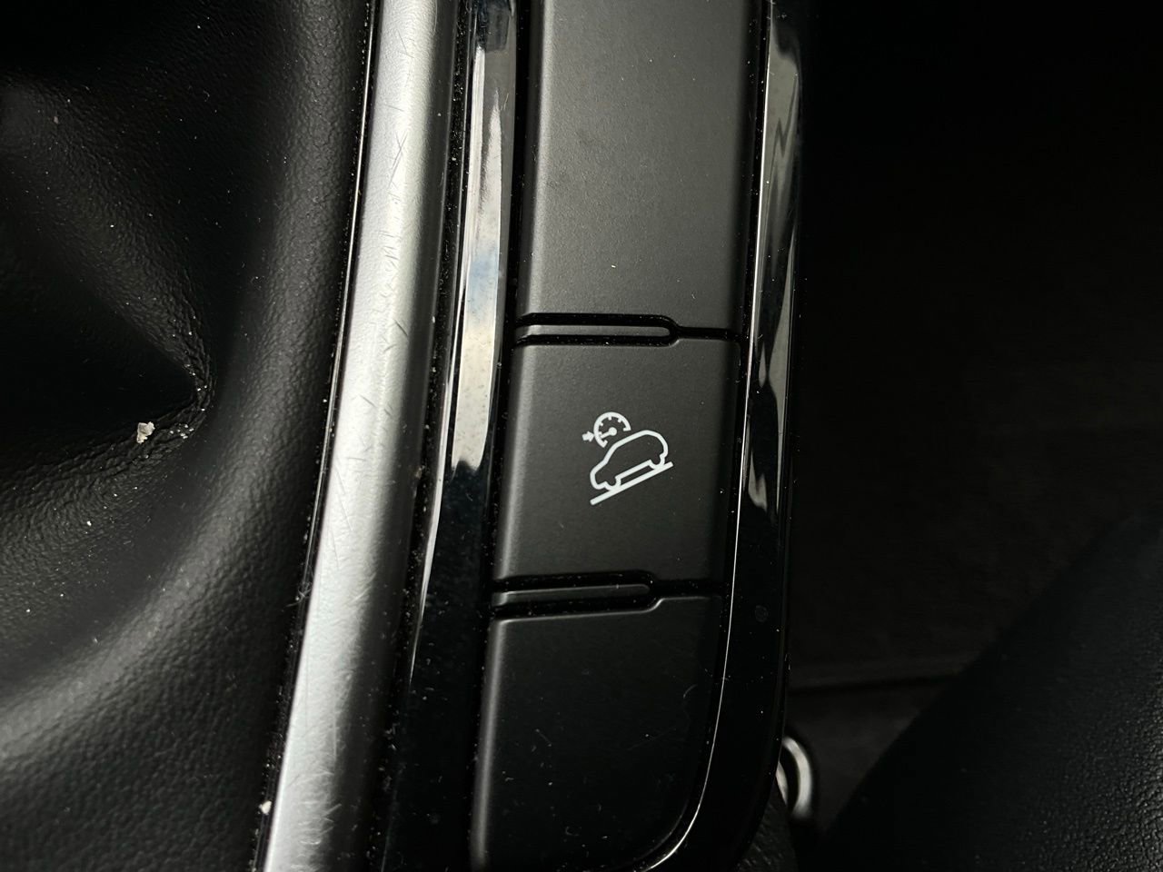 Used 2025 Kia Seltos S FWD image 24