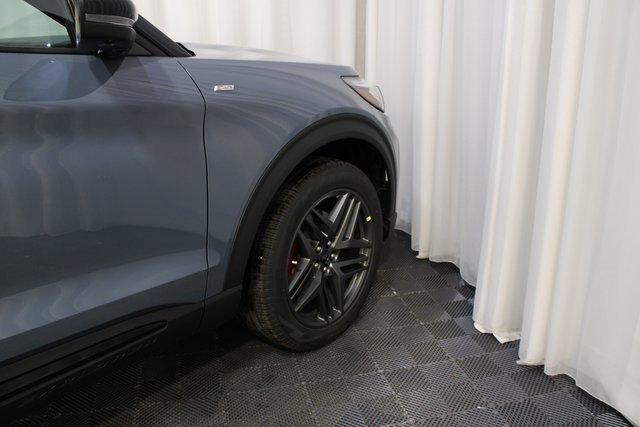 New 2026 Ford Explorer ST-Line image 26
