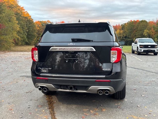 Used 2023 Ford Explorer Platinum w/ Technology Package AWD/4WD image 6