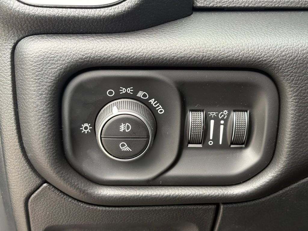 New 2027 RAM 1500 Lone Star AWD/4WD image 28