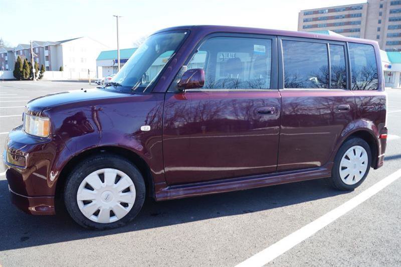 Used 2006 Scion xB image 3