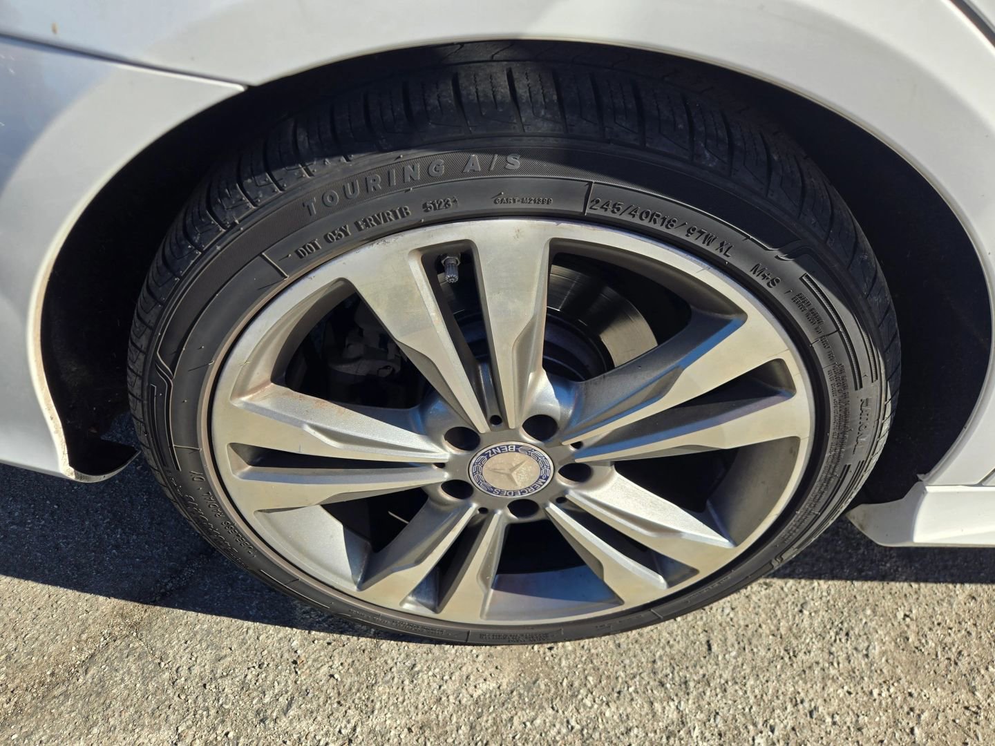 Used 2014 Mercedes-Benz E 350 Sport image 31