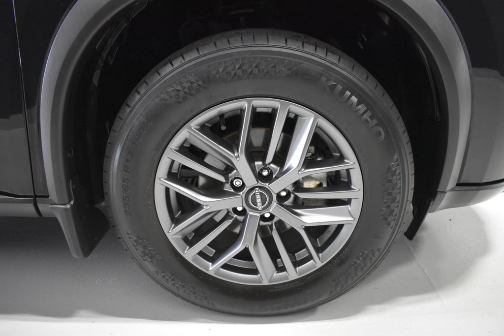 Certified 2025 Nissan Rogue S AWD/4WD image 10