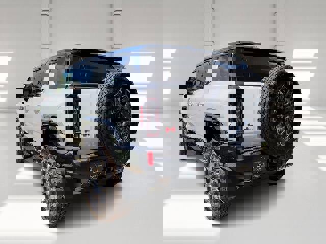 New 2025 GMC Hummer EV 3X w/ LPO, Illumination Package image 5