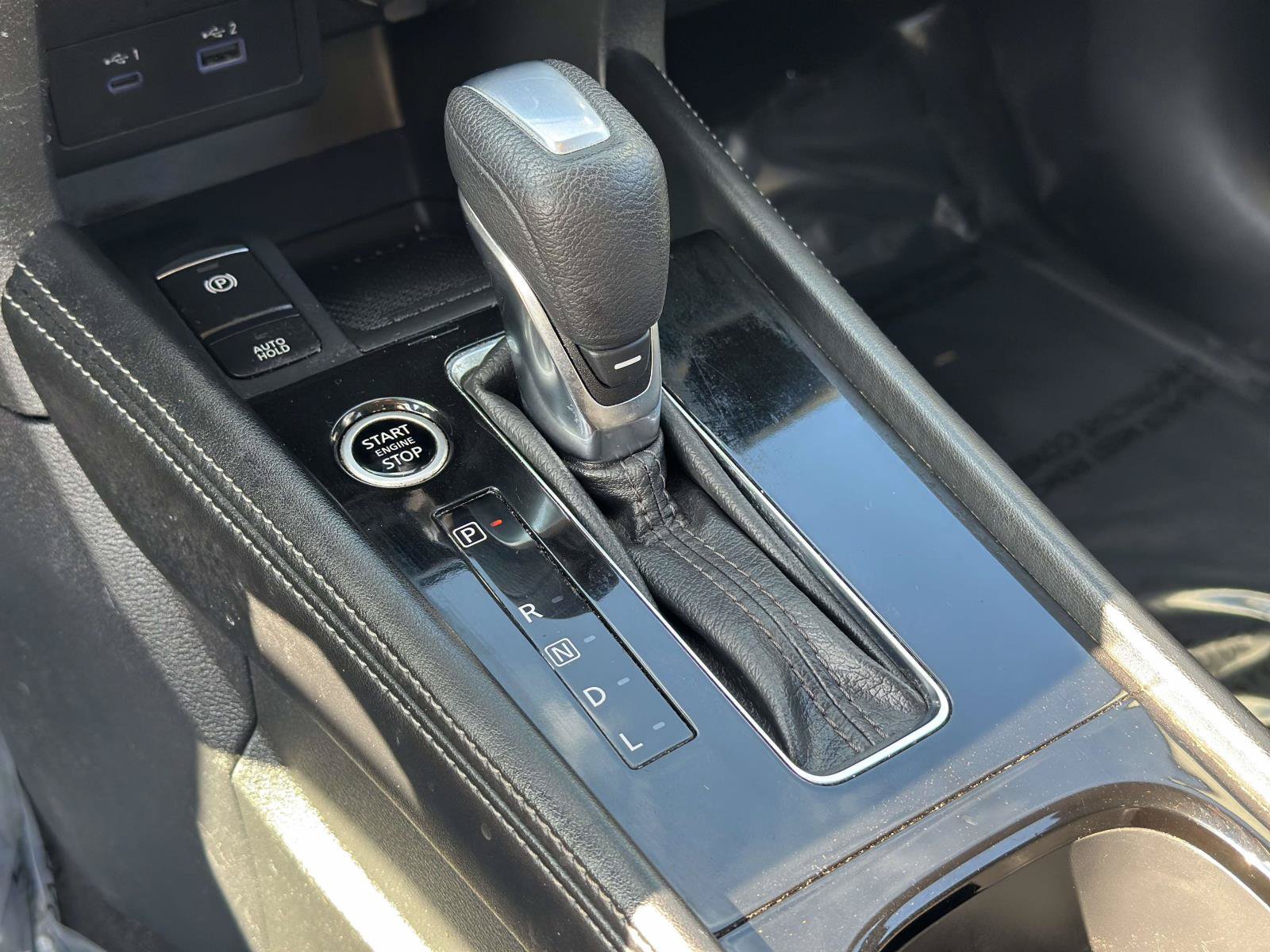 Used 2024 Nissan Kicks SV FWD image 13