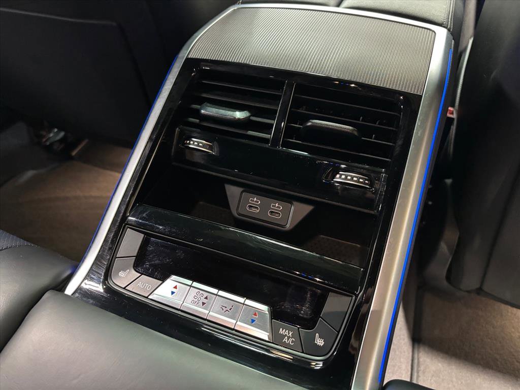 Used 2021 BMW M850i Gran Coupe xDrive image 38