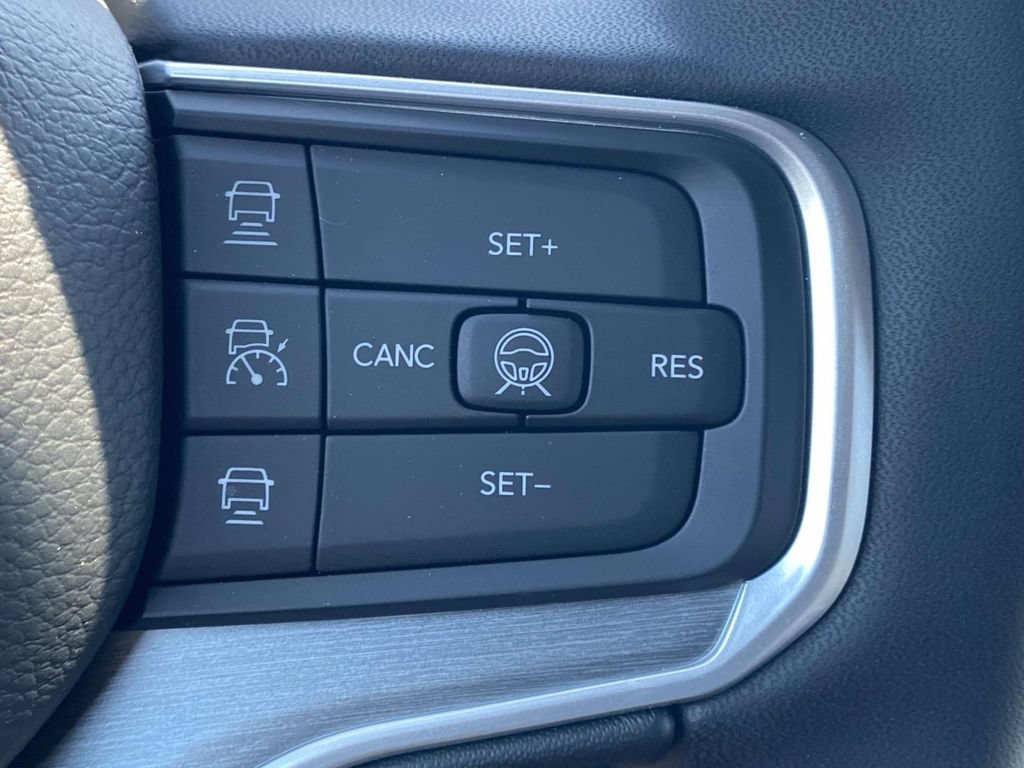 New 2026 Jeep Grand Wagoneer L Limited w/ Premium Group II AWD/4WD image 30