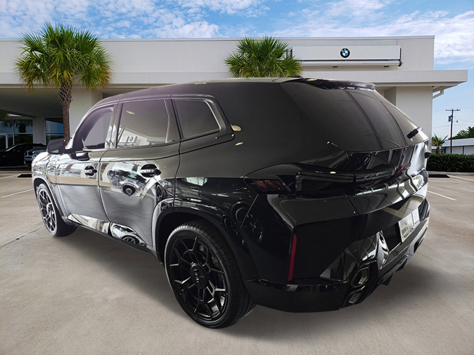 New 2026 BMW XM Label Red image 6