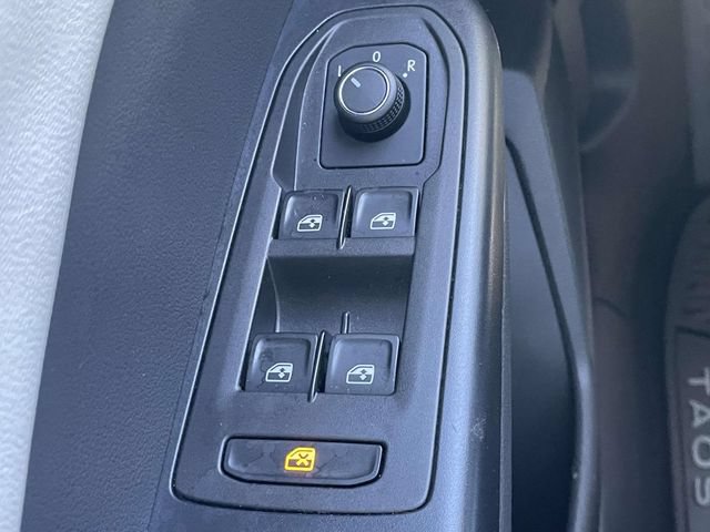 Used 2025 Volkswagen Taos S FWD image 23