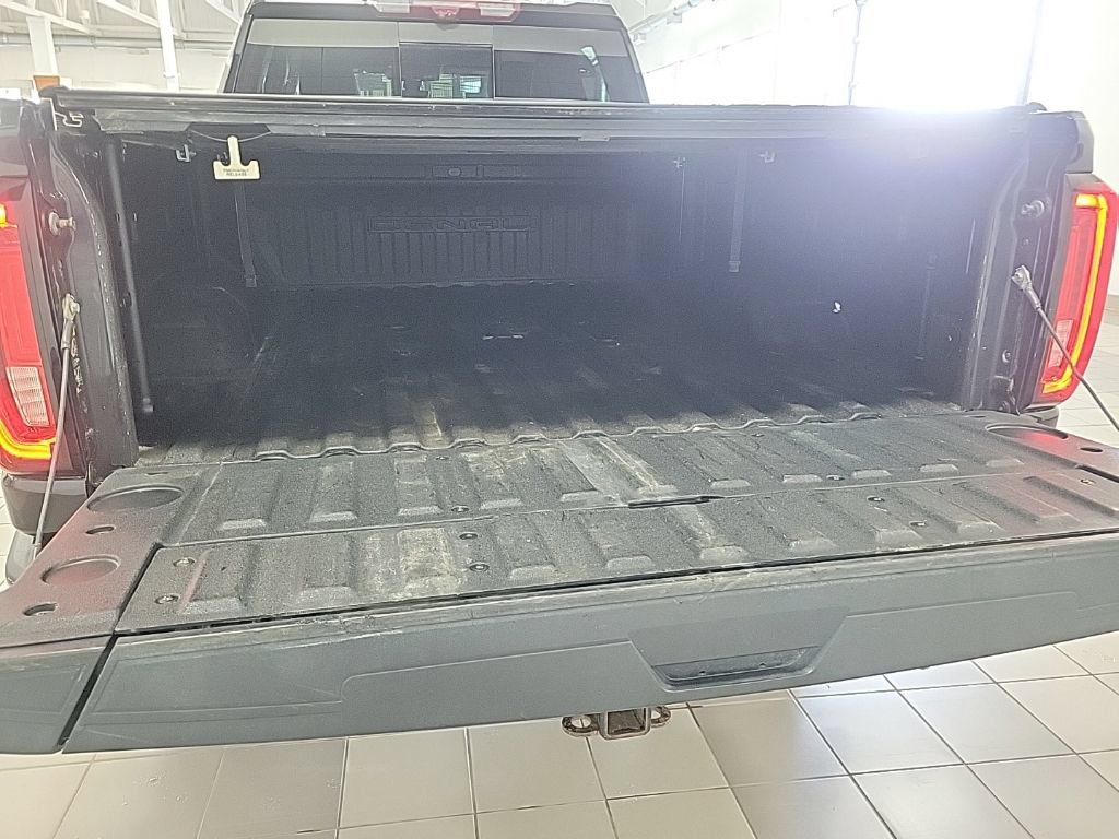 Used 2023 GMC Sierra 3500 Denali w/ Denali Ultimate Package AWD/4WD image 14