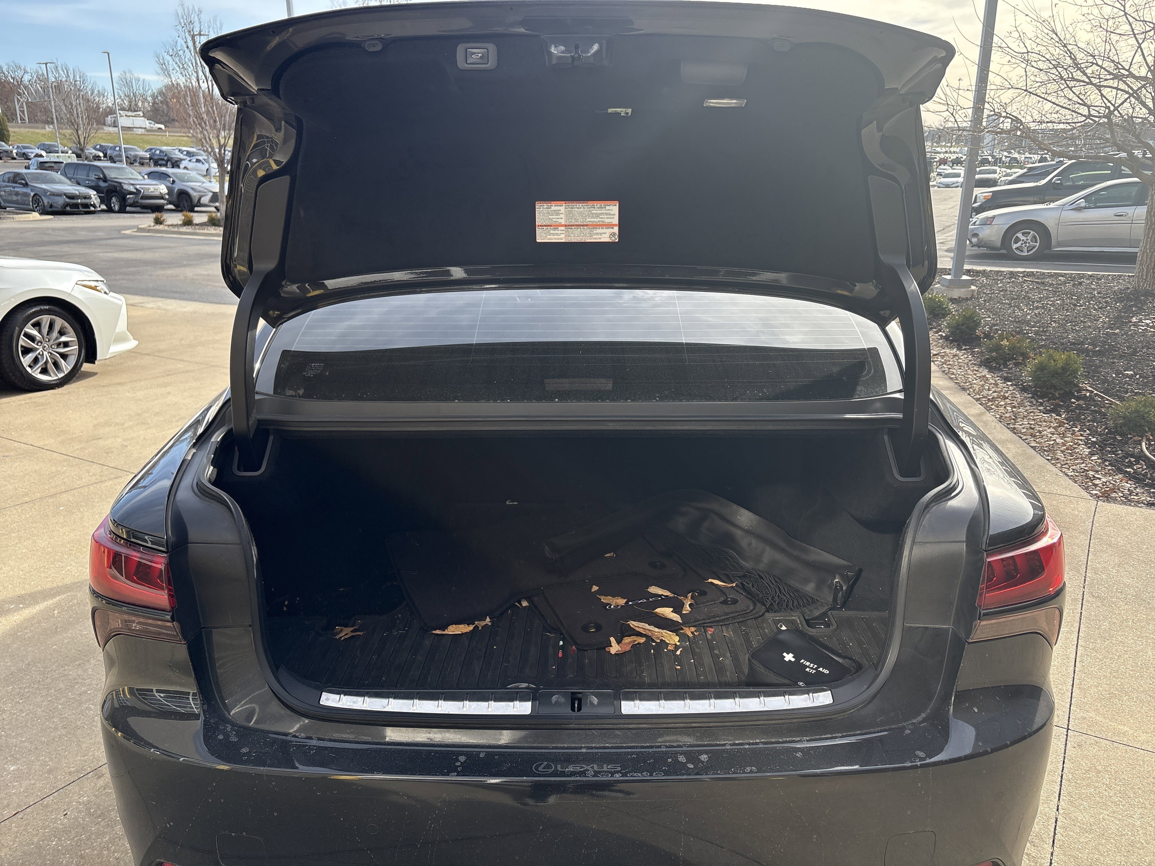 Used 2021 Lexus LS 500 AWD image 32