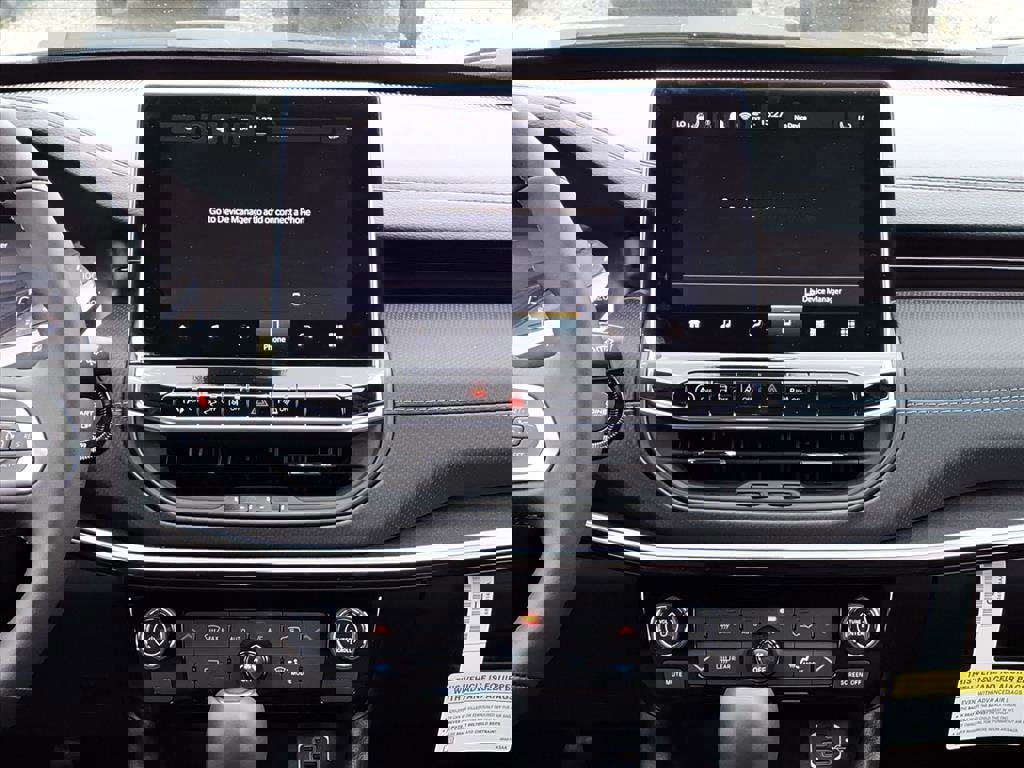 New 2026 Jeep Compass Limited image 9