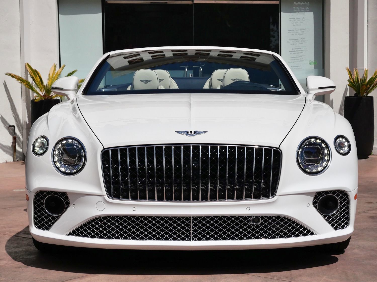 Used 2024 Bentley Continental GT Azure image 9