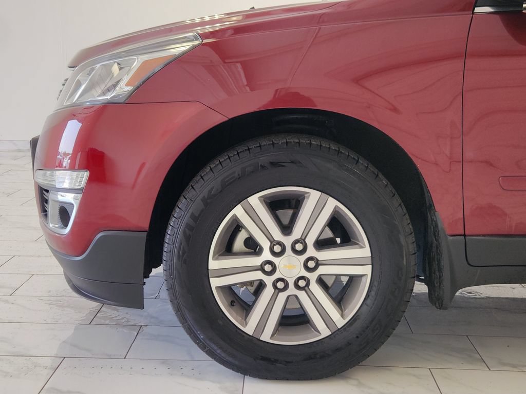Used 2017 Chevrolet Traverse LT FWD image 33