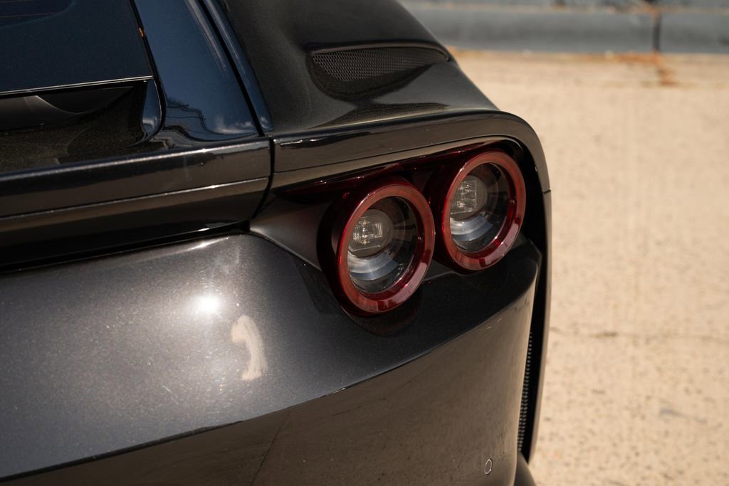 Used 2020 Ferrari 812 Superfast image 25