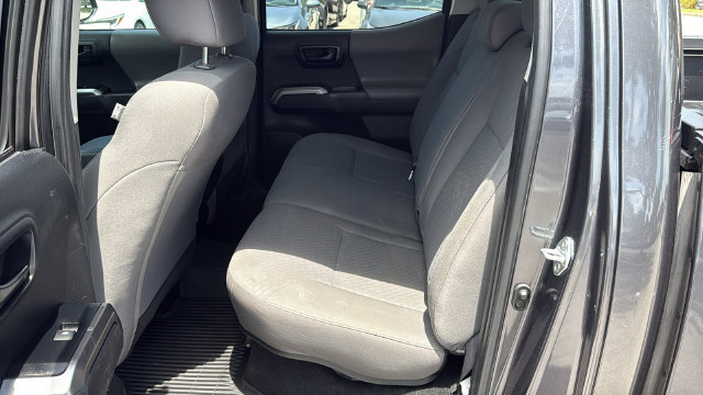 Used 2023 Toyota Tacoma SR5 RWD image 15