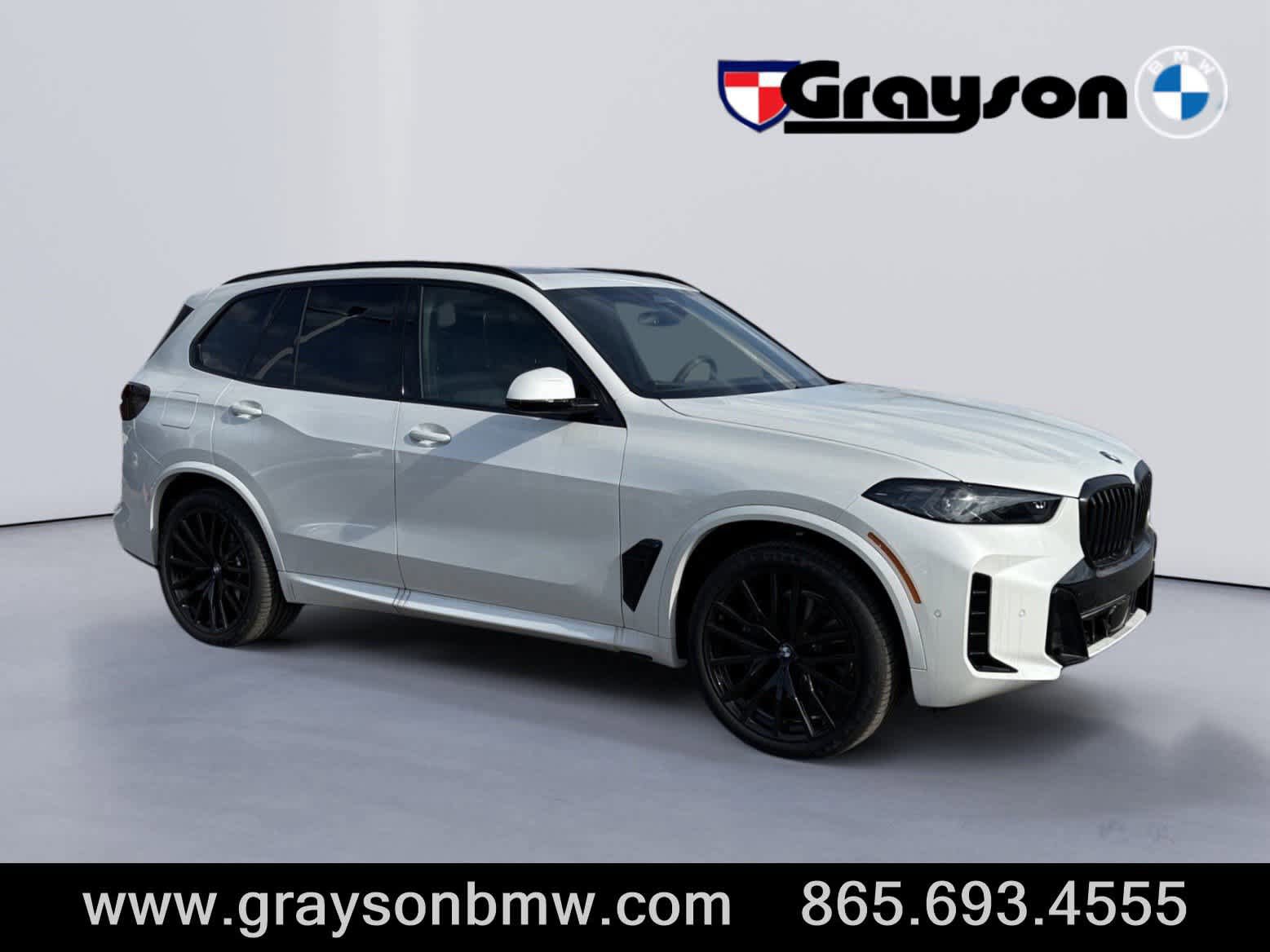 New 2026 BMW X5 xDrive40i w/ M Sport Package