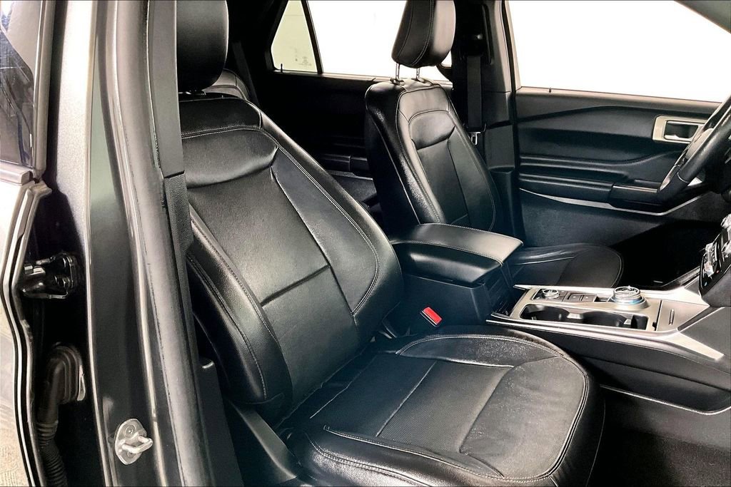 Used 2020 Ford Explorer Limited image 7
