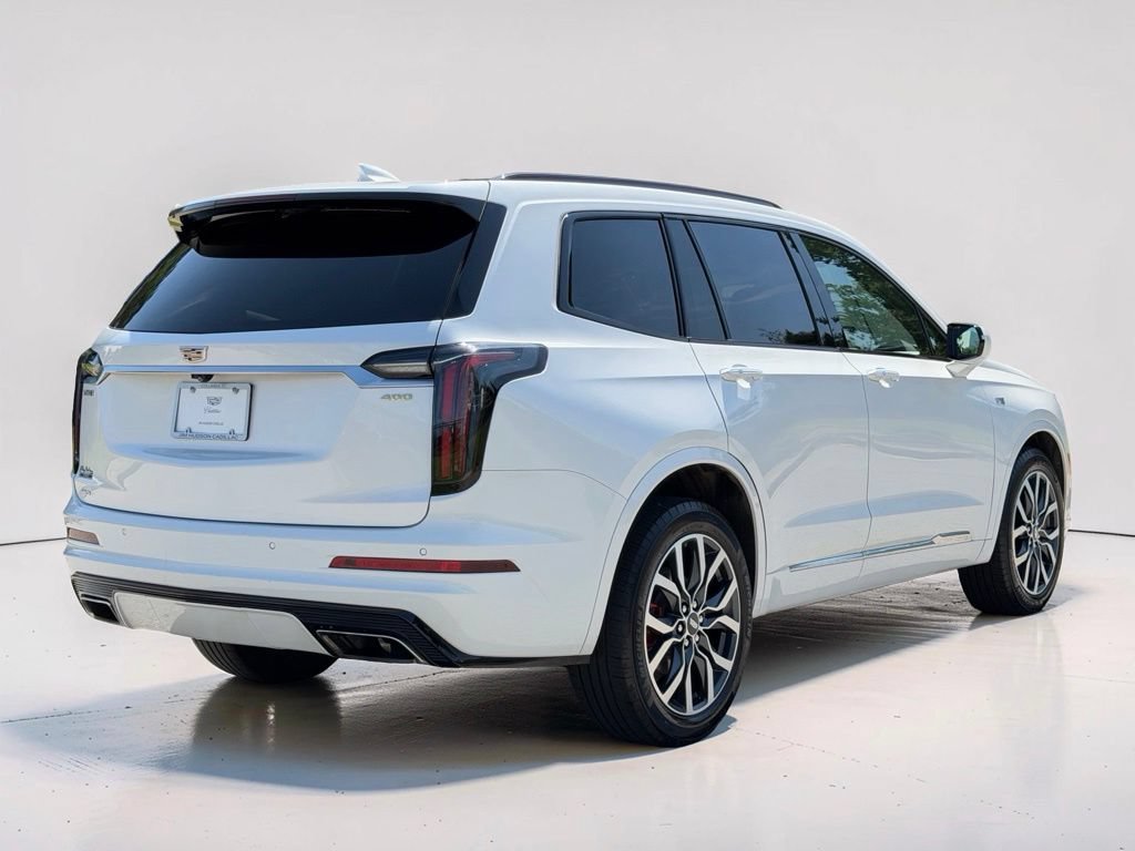 Certified 2024 Cadillac XT6 Sport w/ LPO, Floor Liner Package AWD/4WD image 5