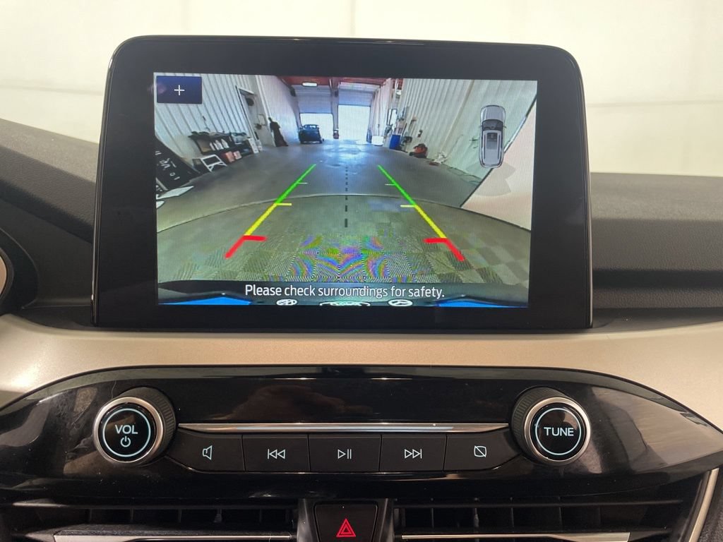 Used 2022 Ford Escape SEL w/ Technology Package AWD/4WD image 16