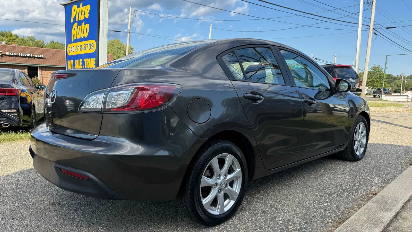 Used 2010 MAZDA MAZDA3 i Touring image 6