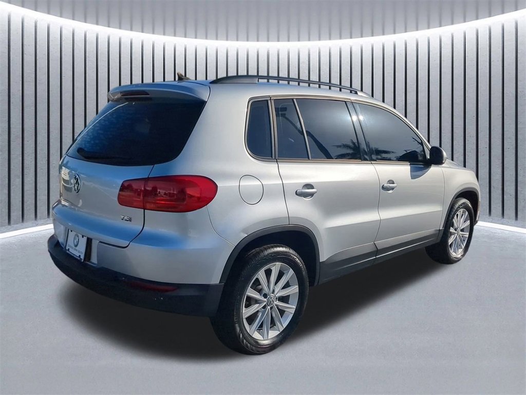 Used 2017 Volkswagen Tiguan Limited w/ Premium Package image 5