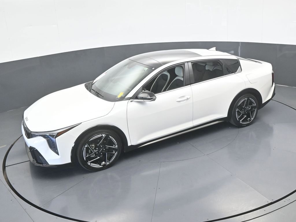 Used 2025 Kia K4 GT-Line w/ GT-Line Premium Package image 48