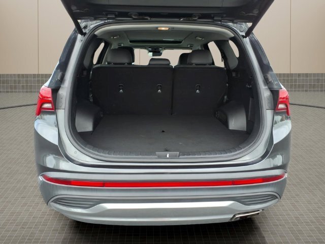 Used 2022 Hyundai Santa Fe SEL w/ Convenience + Premium Package AWD/4WD image 11