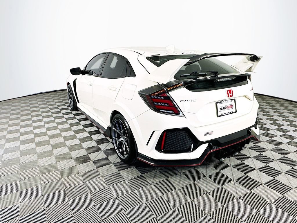 Used 2019 Honda Civic Type R image 8
