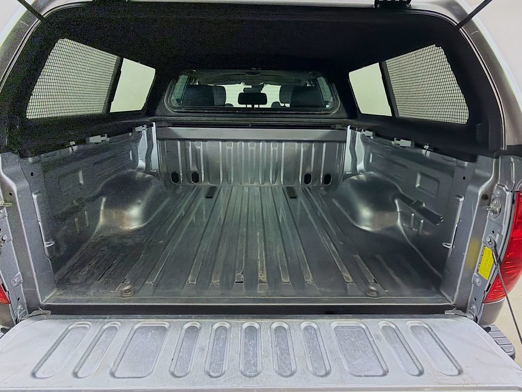 Used 2020 Toyota Tundra Limited w/ Limited Premium Package AWD/4WD image 24