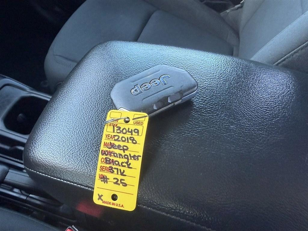 Used 2018 Jeep Wrangler Sport image 25