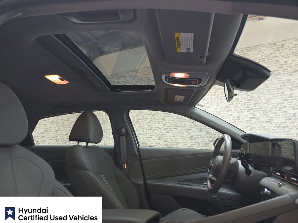 Used 2025 Hyundai Elantra SEL FWD image 9