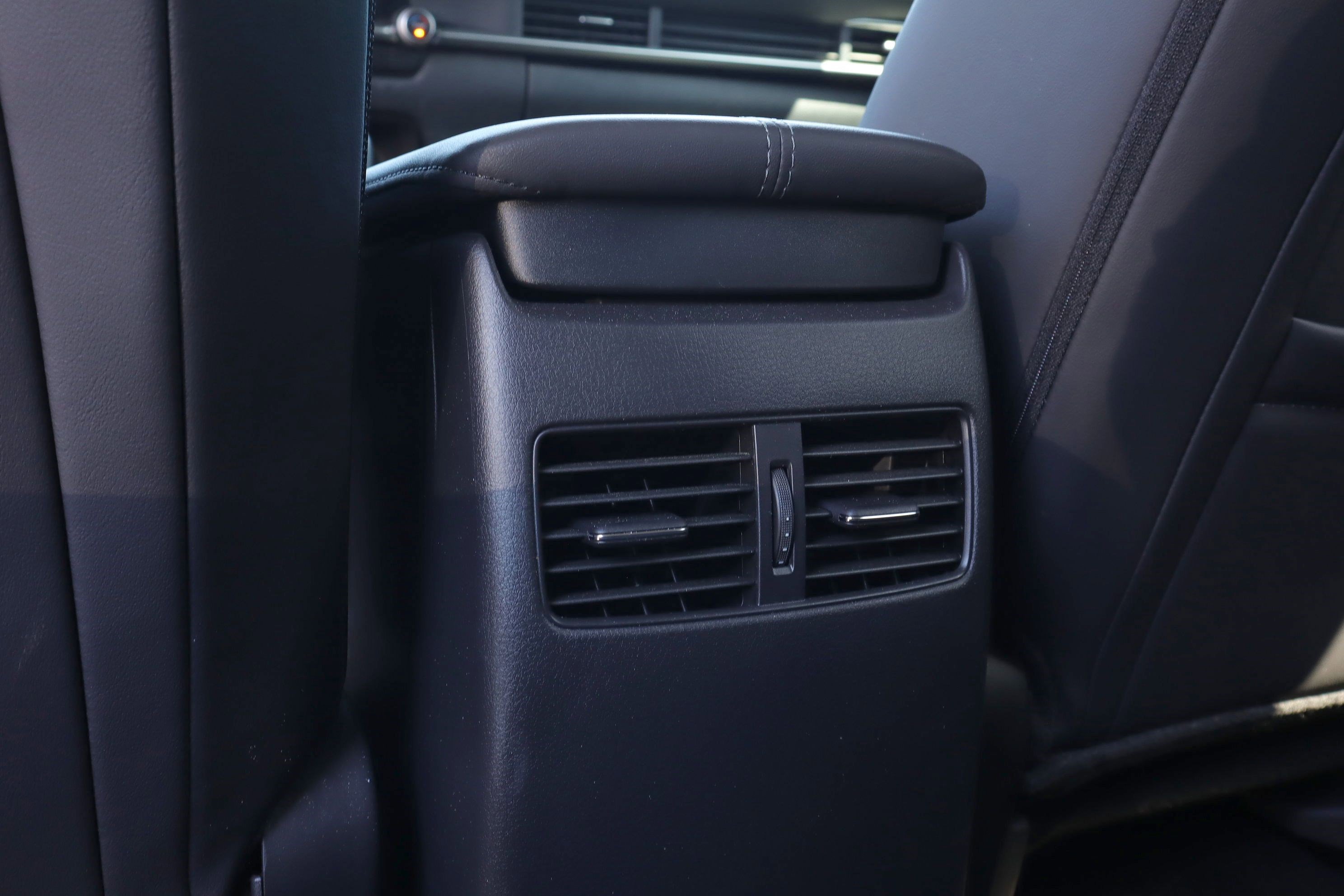 Certified 2021 MAZDA CX-30 FWD 2.5 S w/ Select Package image 24