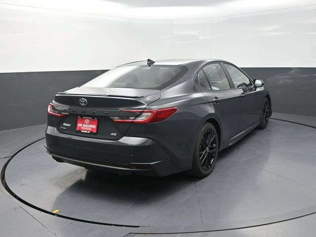 Used 2026 Toyota Camry SE FWD image 8
