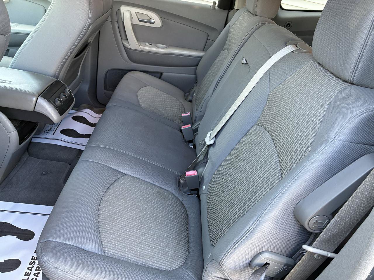 Used 2012 Chevrolet Traverse LS FWD image 14
