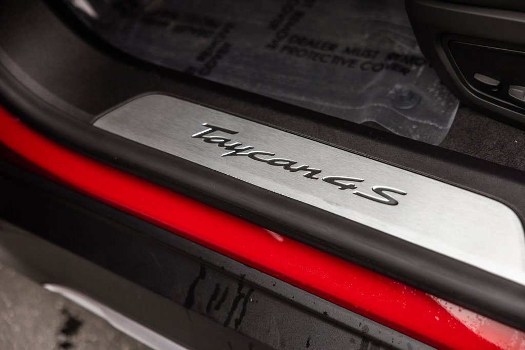 Certified 2024 Porsche Taycan 4S image 17