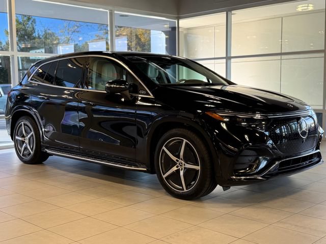 Used 2023 Mercedes-Benz EQS 580 4MATIC SUV image 6